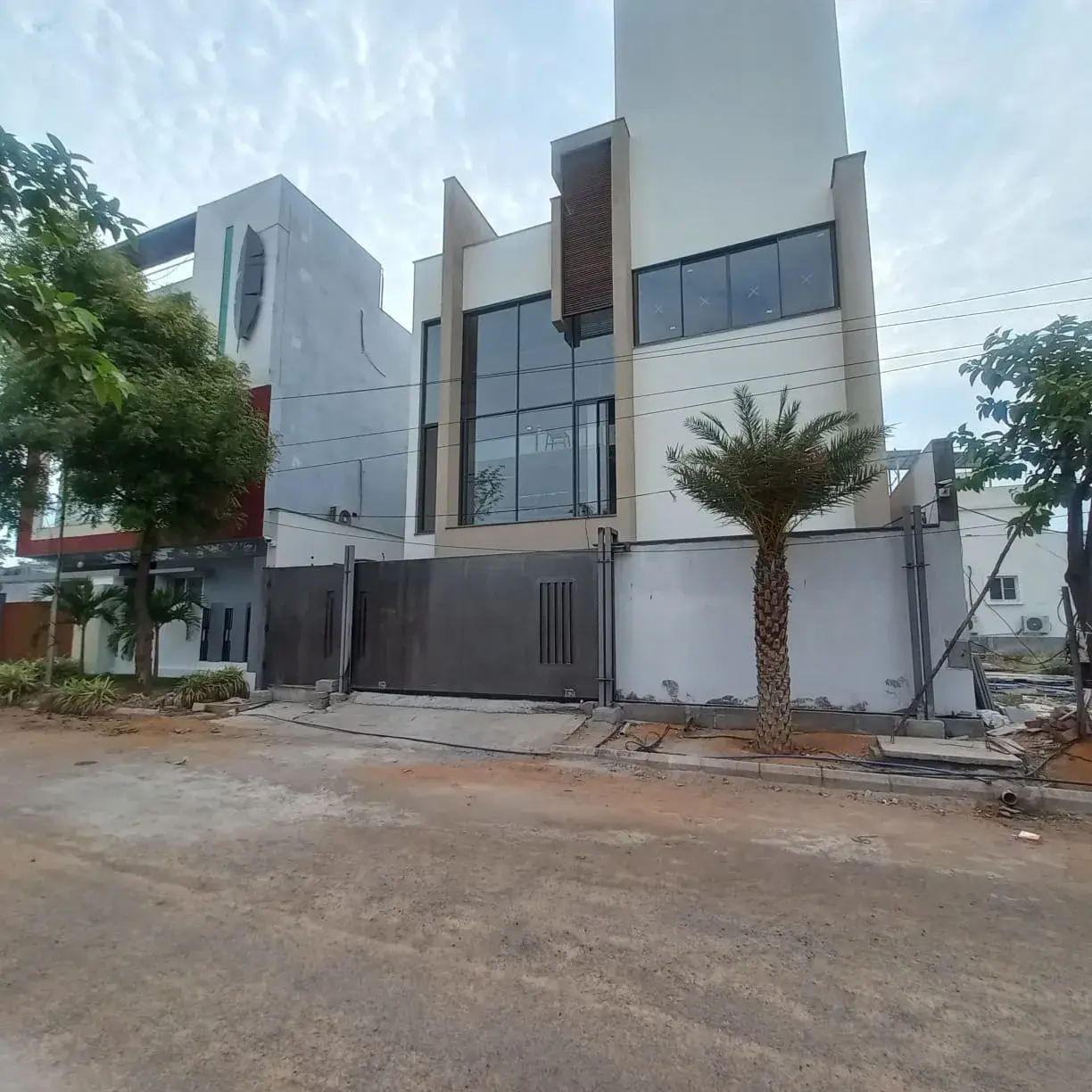 Automatic Modular Gates: Smart, Secure, and Scalable Gate Solutions Across India